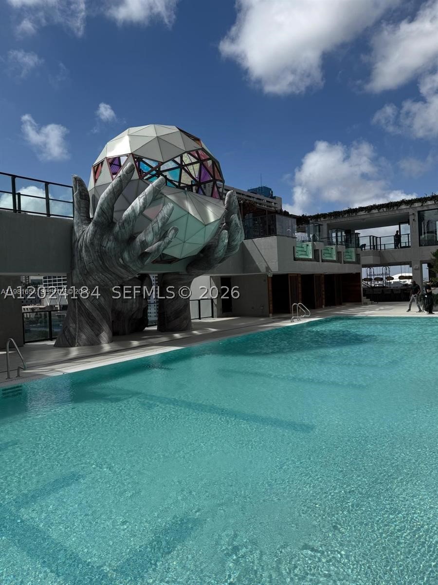 ELEVEN HOTEL AND RESIDENCE - Residential