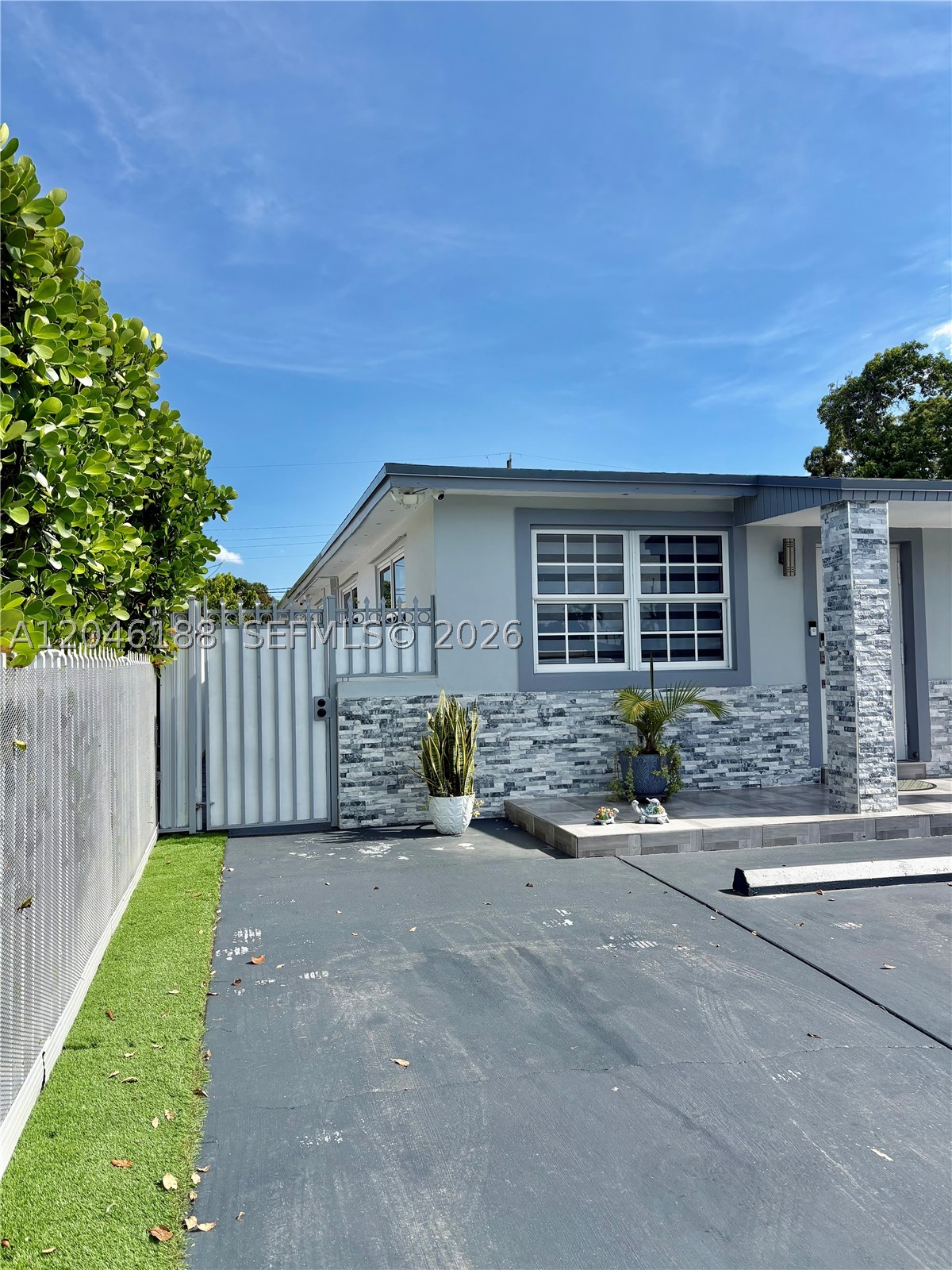 HIALEAH 14 ADDN - Residential