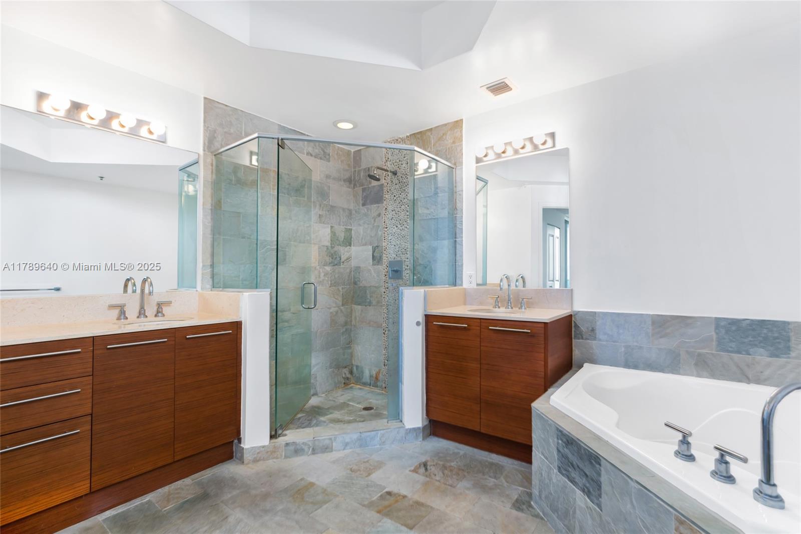 TAO SAWGRASS CONDOMINIUM - Residential