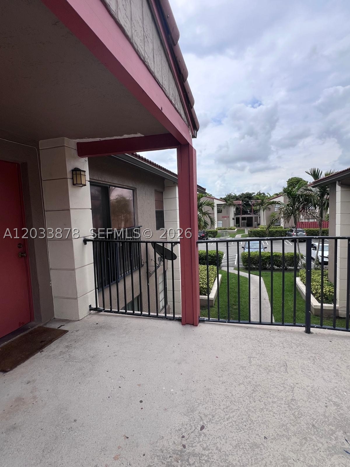 CORAL SPRINGS VILLAS COND - Residential Lease