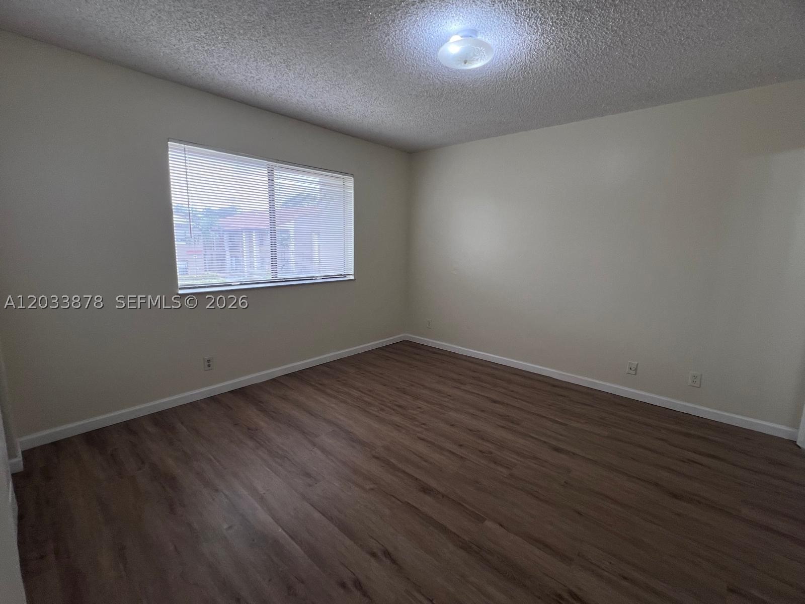 CORAL SPRINGS VILLAS COND - Residential Lease