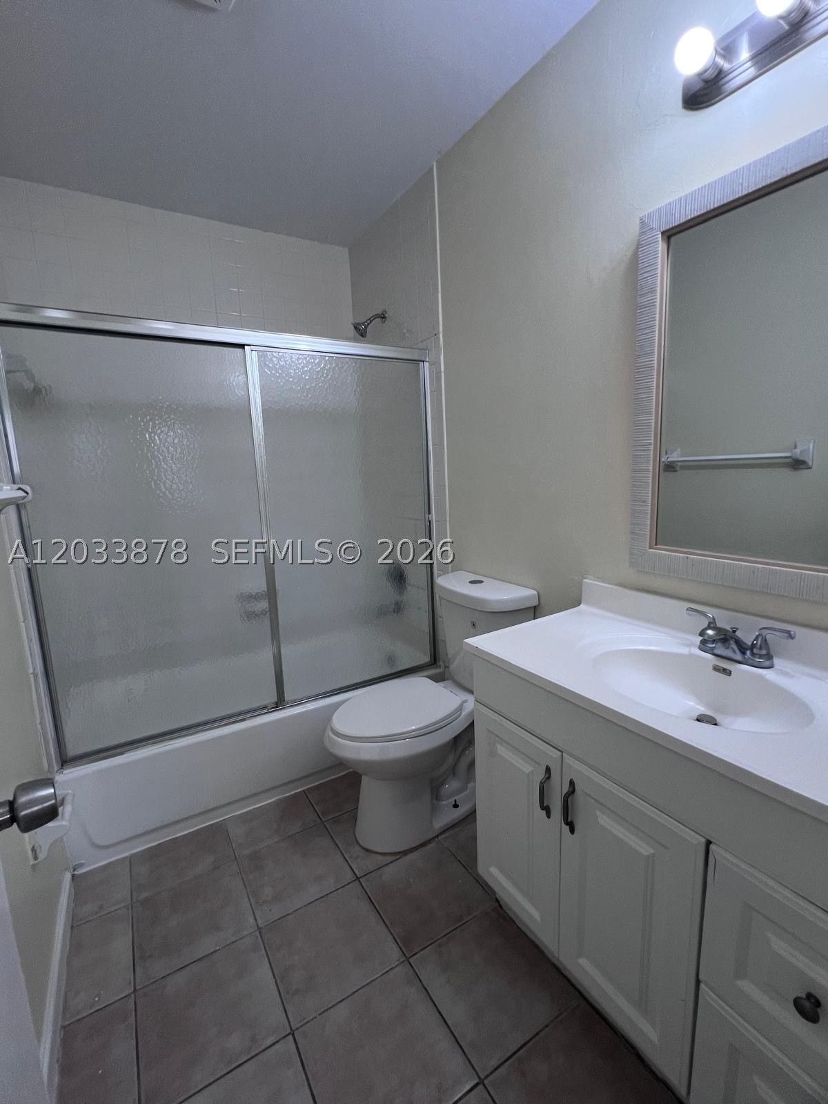 CORAL SPRINGS VILLAS COND - Residential Lease
