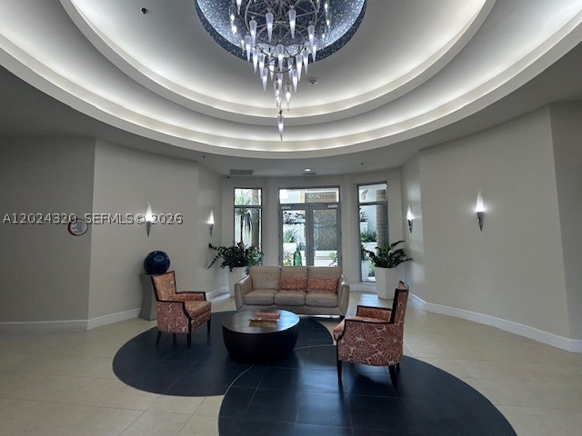 RADIUS CONDO - Residential Lease