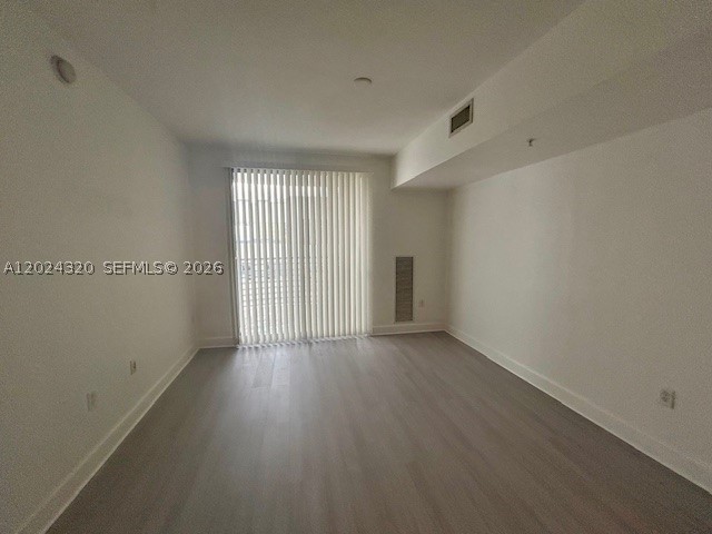 RADIUS CONDO - Residential Lease