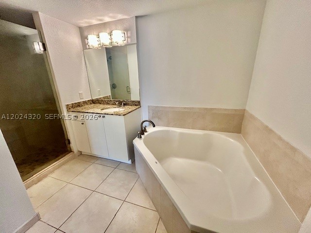 RADIUS CONDO - Residential Lease