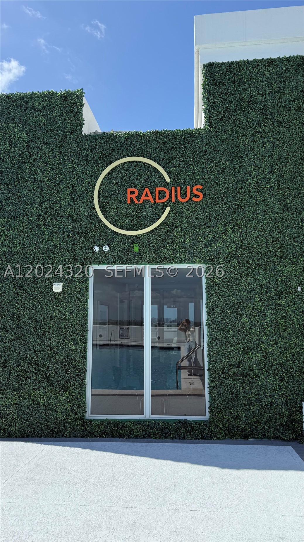 RADIUS CONDO - Residential Lease