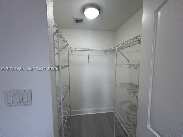 RADIUS CONDO - Residential Lease