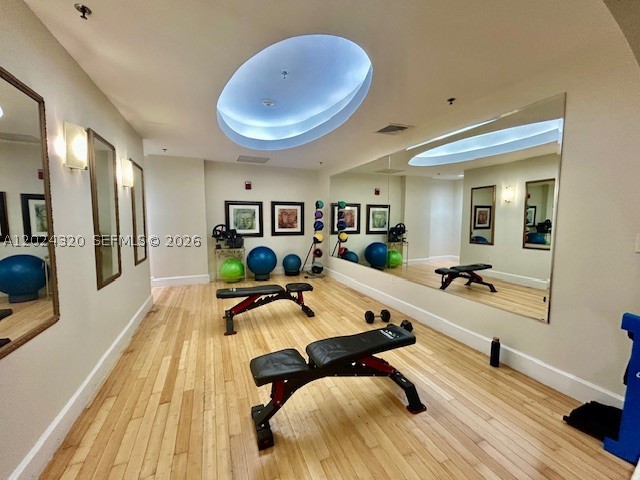 RADIUS CONDO - Residential Lease