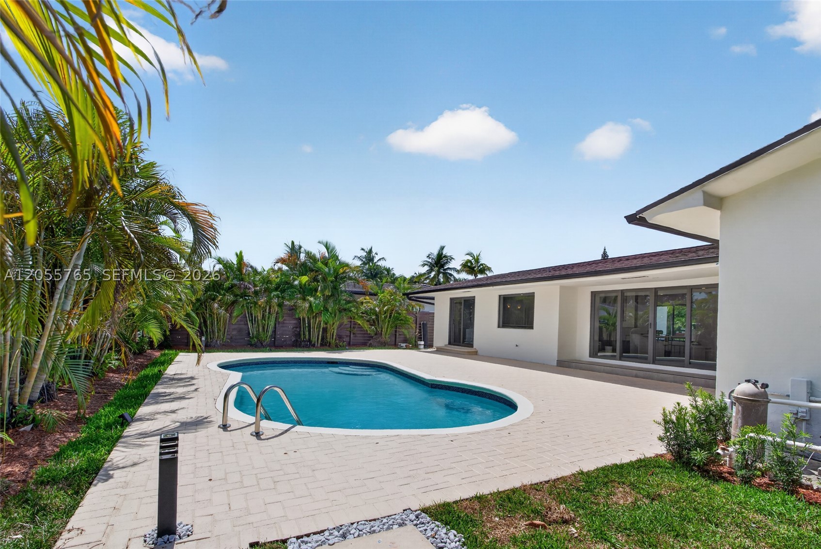 2ND ADDN TO HIGHLAND GARD - Residential