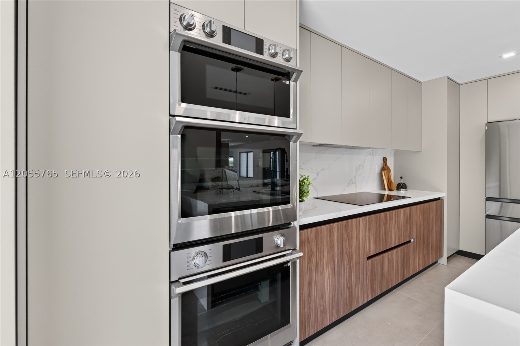 2ND ADDN TO HIGHLAND GARD - Residential