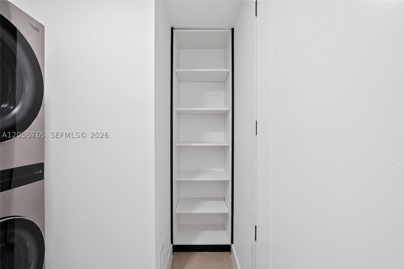 2ND ADDN TO HIGHLAND GARD - Residential