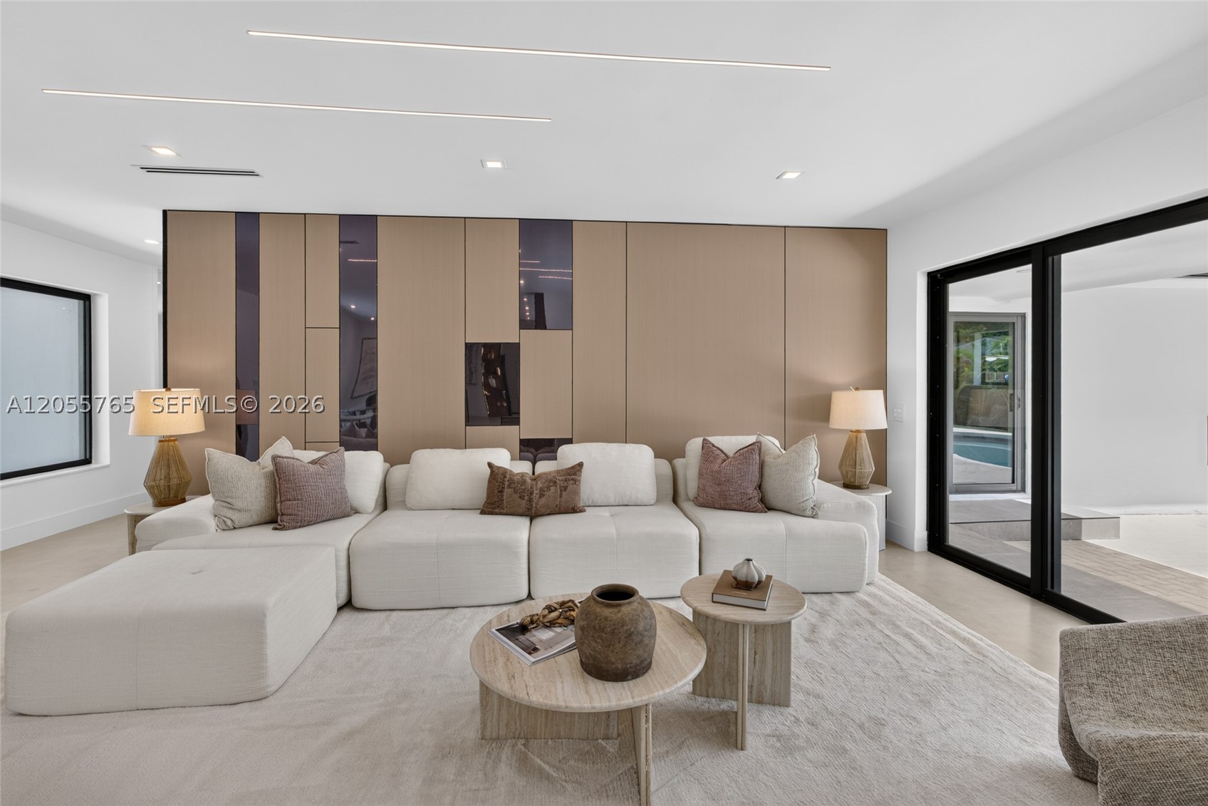 2ND ADDN TO HIGHLAND GARD - Residential