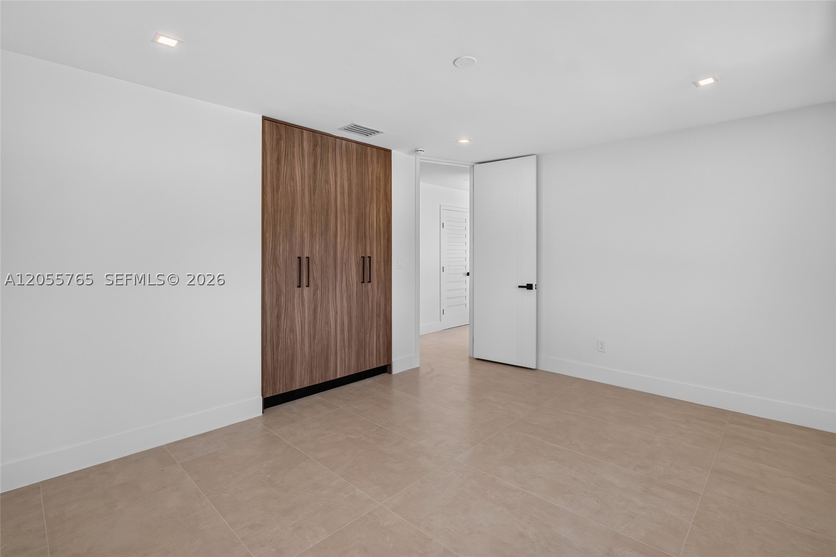 2ND ADDN TO HIGHLAND GARD - Residential
