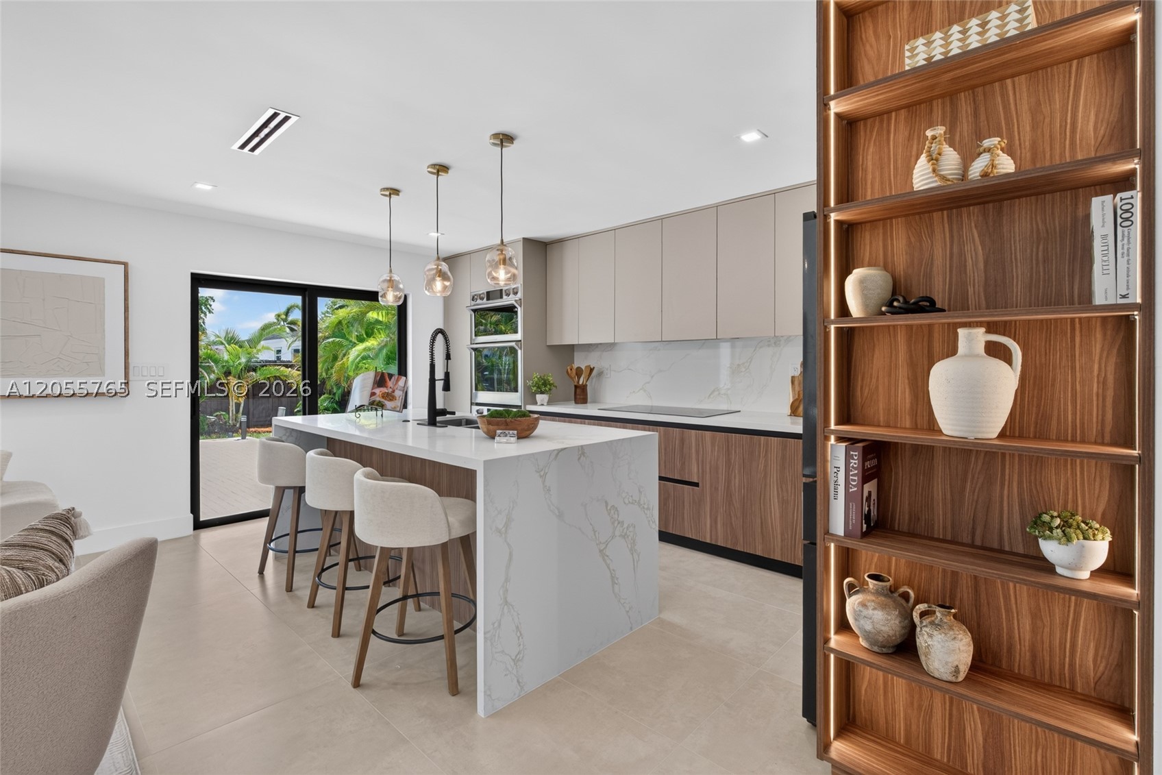 2ND ADDN TO HIGHLAND GARD - Residential