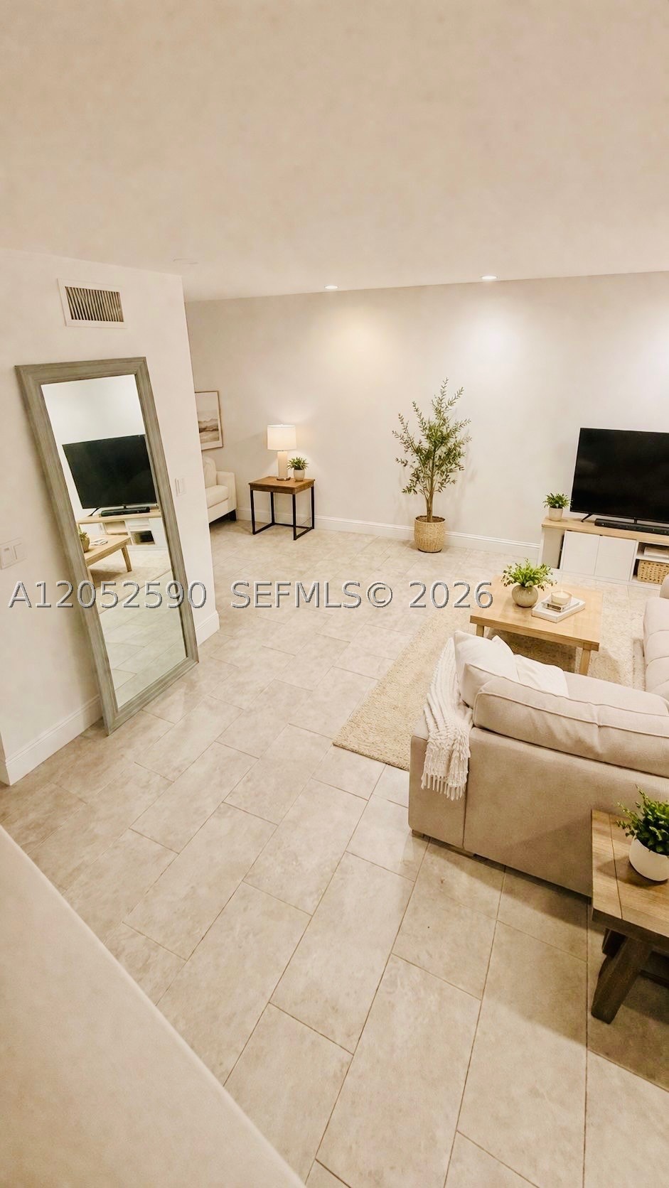 SHERIDAN OAKS TOWN HOUSES - Residential Lease