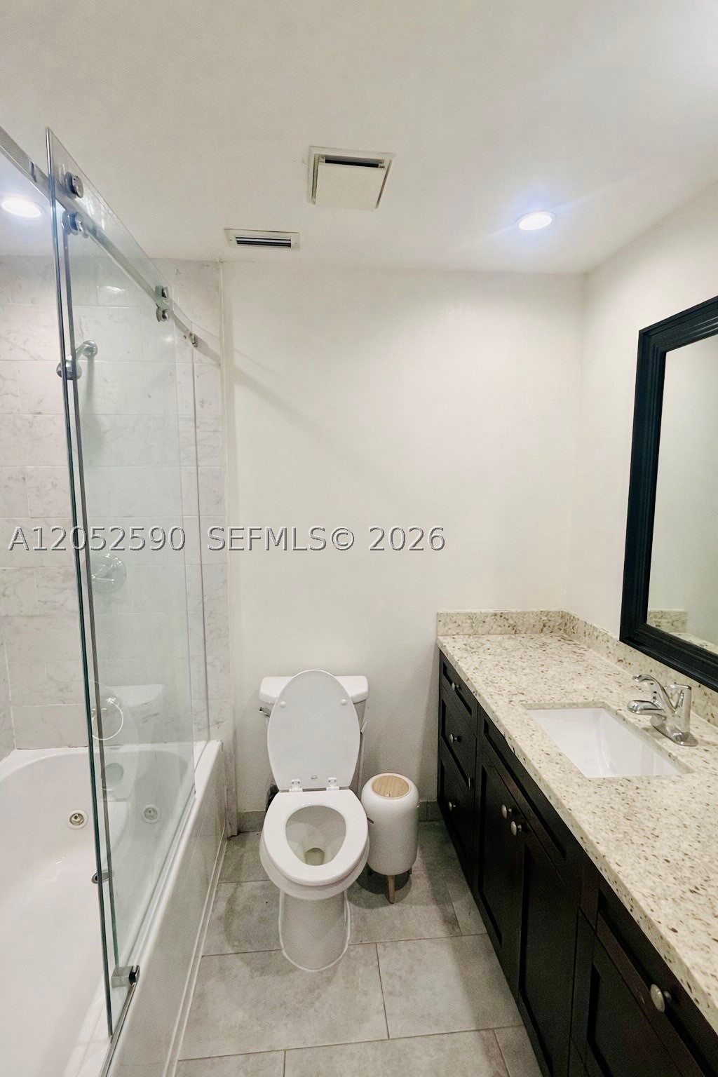 SHERIDAN OAKS TOWN HOUSES - Residential Lease