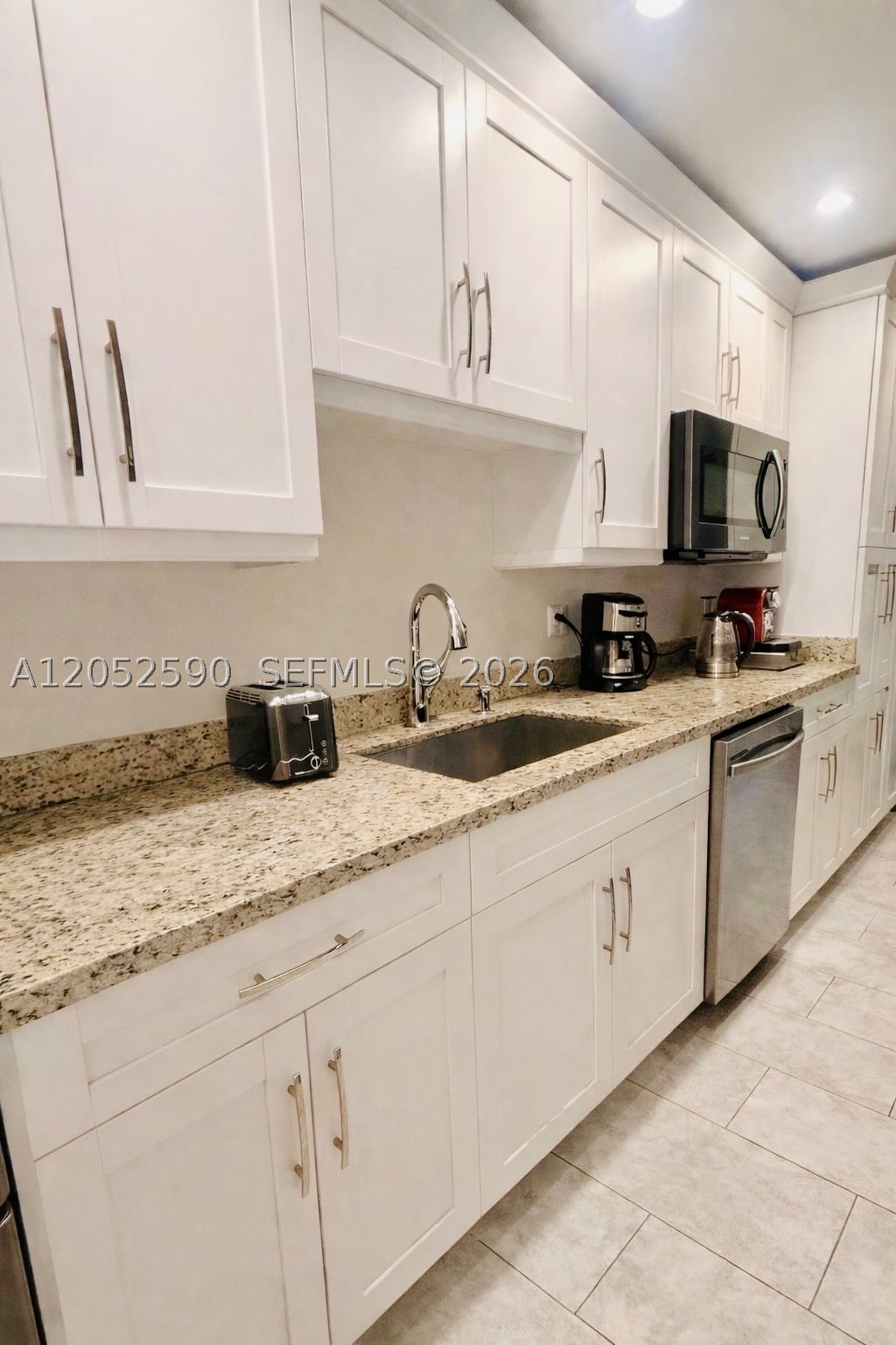 SHERIDAN OAKS TOWN HOUSES - Residential Lease