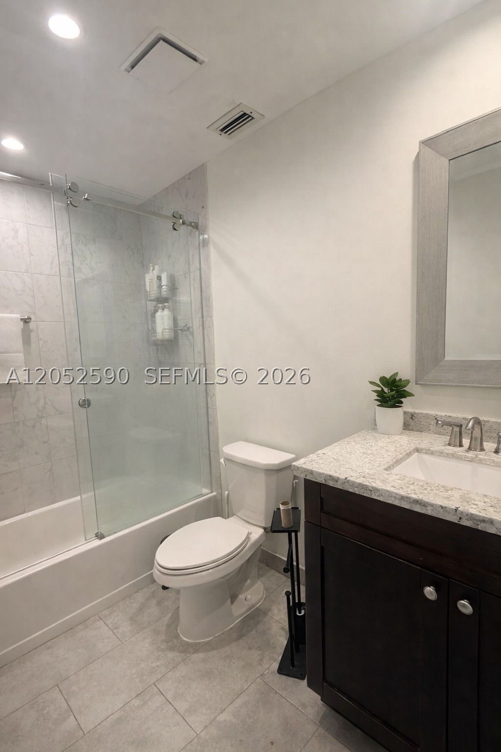 SHERIDAN OAKS TOWN HOUSES - Residential Lease