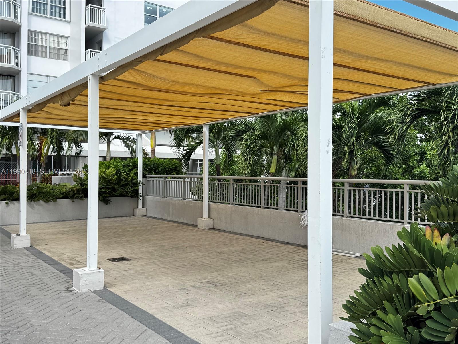 DEL PRADO MARINA - Residential