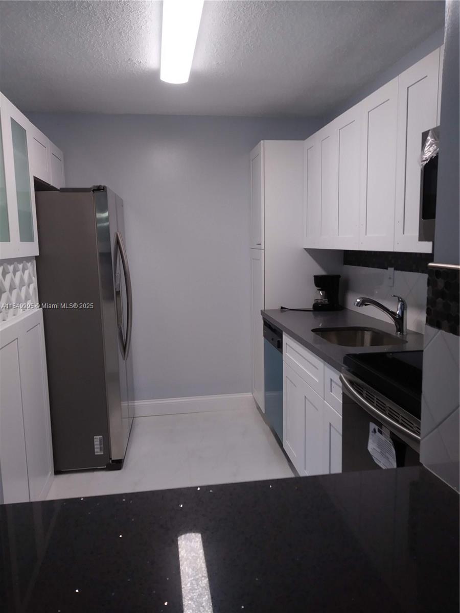 CARMEL LAKES CONDO NO 4 - Residential Lease