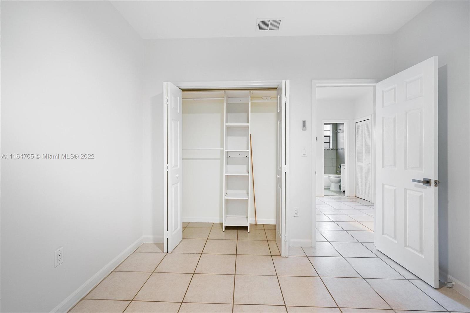 LENOX COURTYARD CONDO - Residential Lease