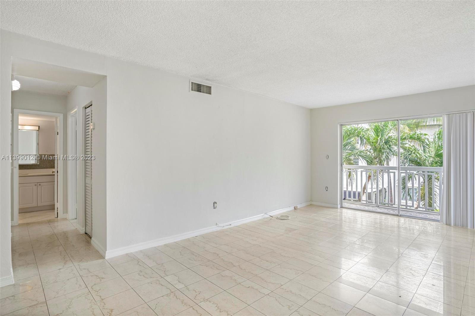 1357 COLLINS AVE CONDO - Residential Lease