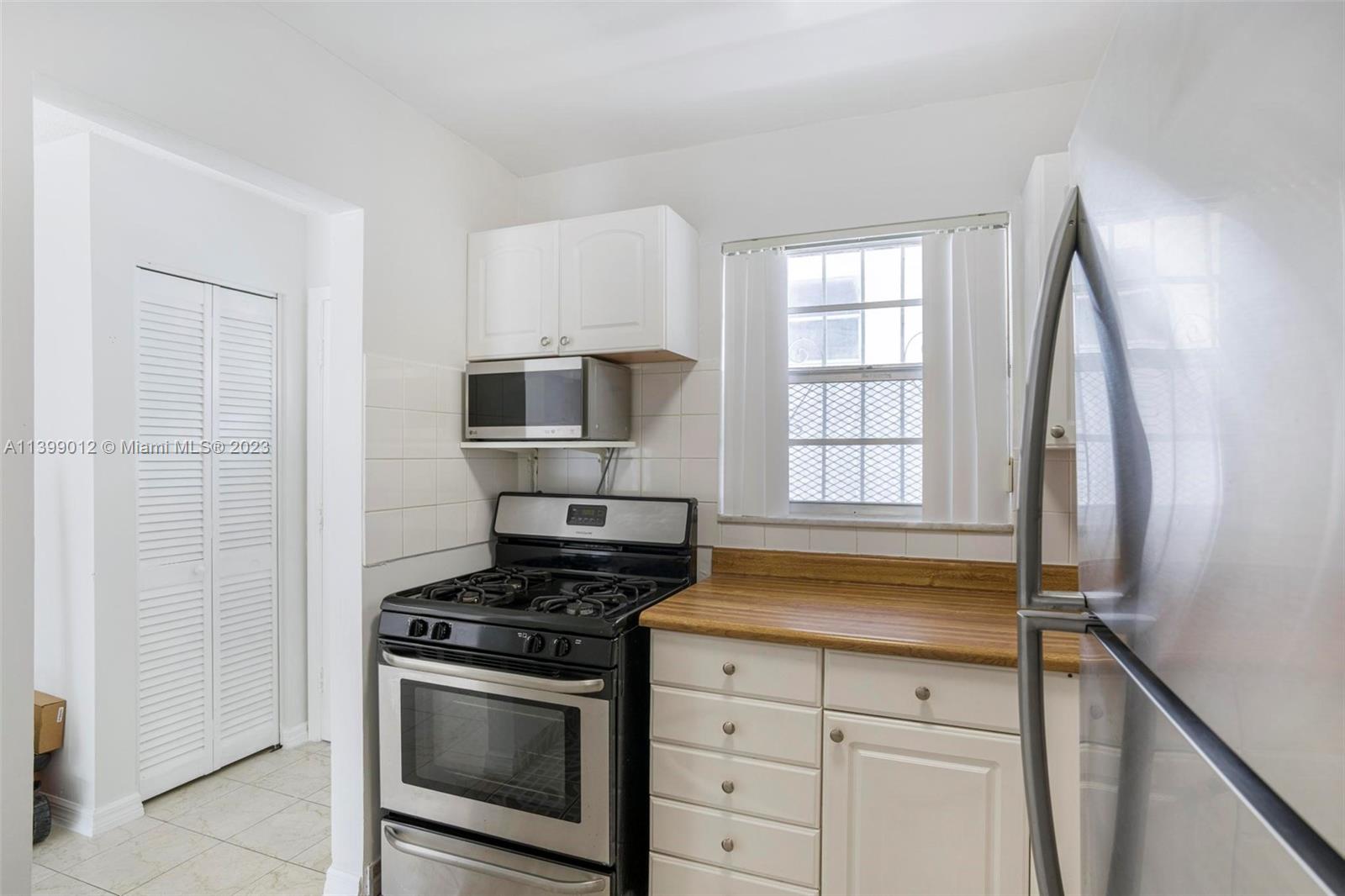 1357 COLLINS AVE CONDO - Residential Lease
