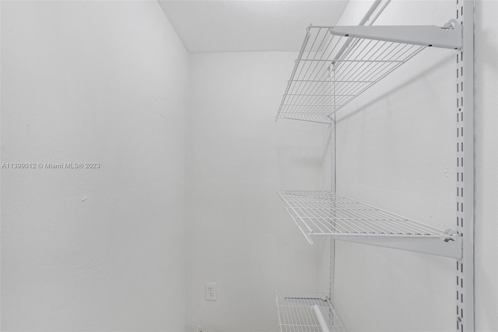 1357 COLLINS AVE CONDO - Residential Lease