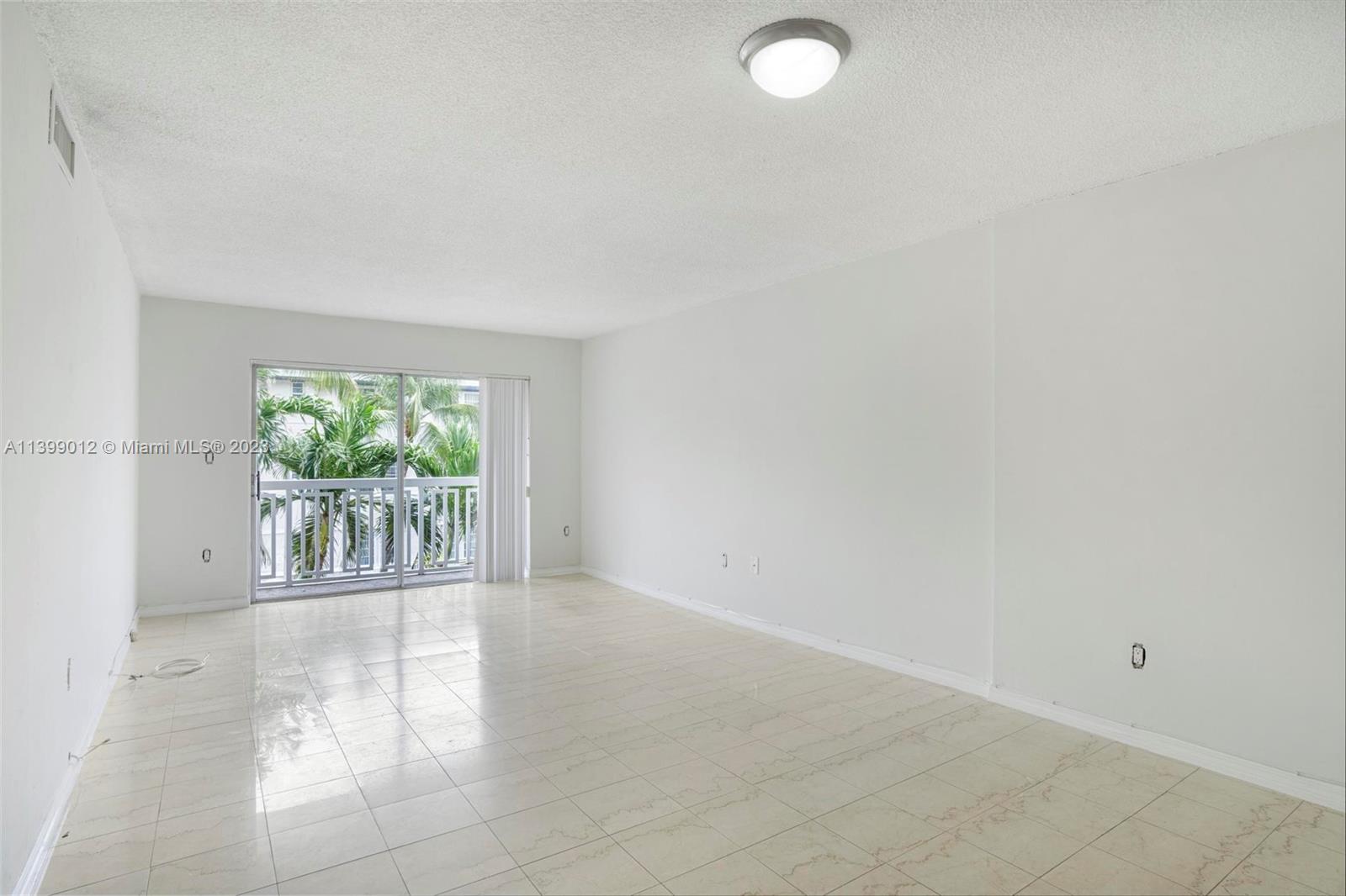 1357 COLLINS AVE CONDO - Residential Lease