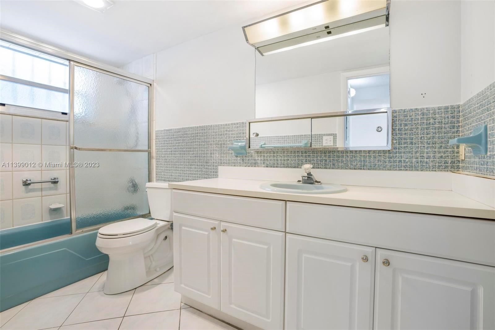 1357 COLLINS AVE CONDO - Residential Lease