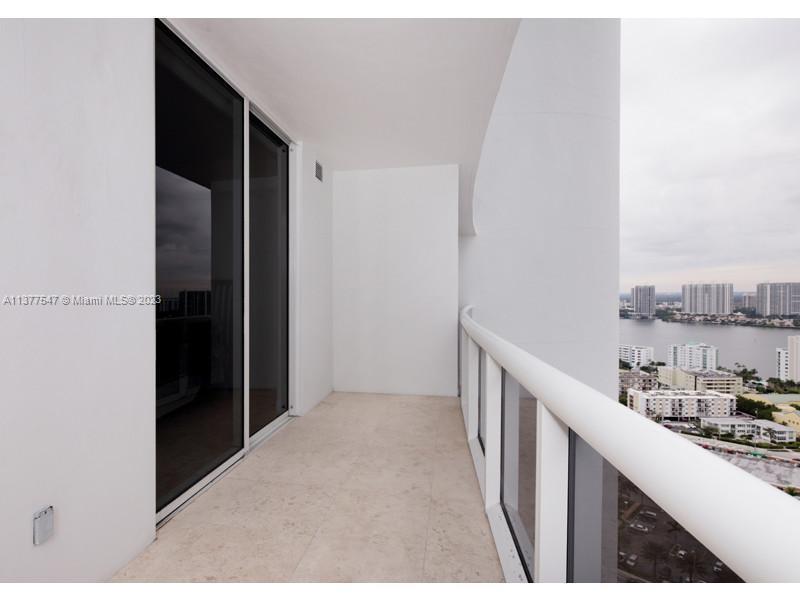 TRUMP PALACE CONDO - Residential Lease