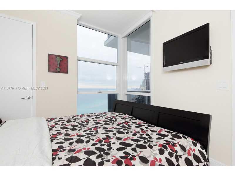 TRUMP PALACE CONDO - Residential Lease