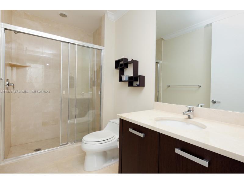 TRUMP PALACE CONDO - Residential Lease