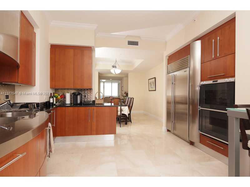 TRUMP PALACE CONDO - Residential Lease