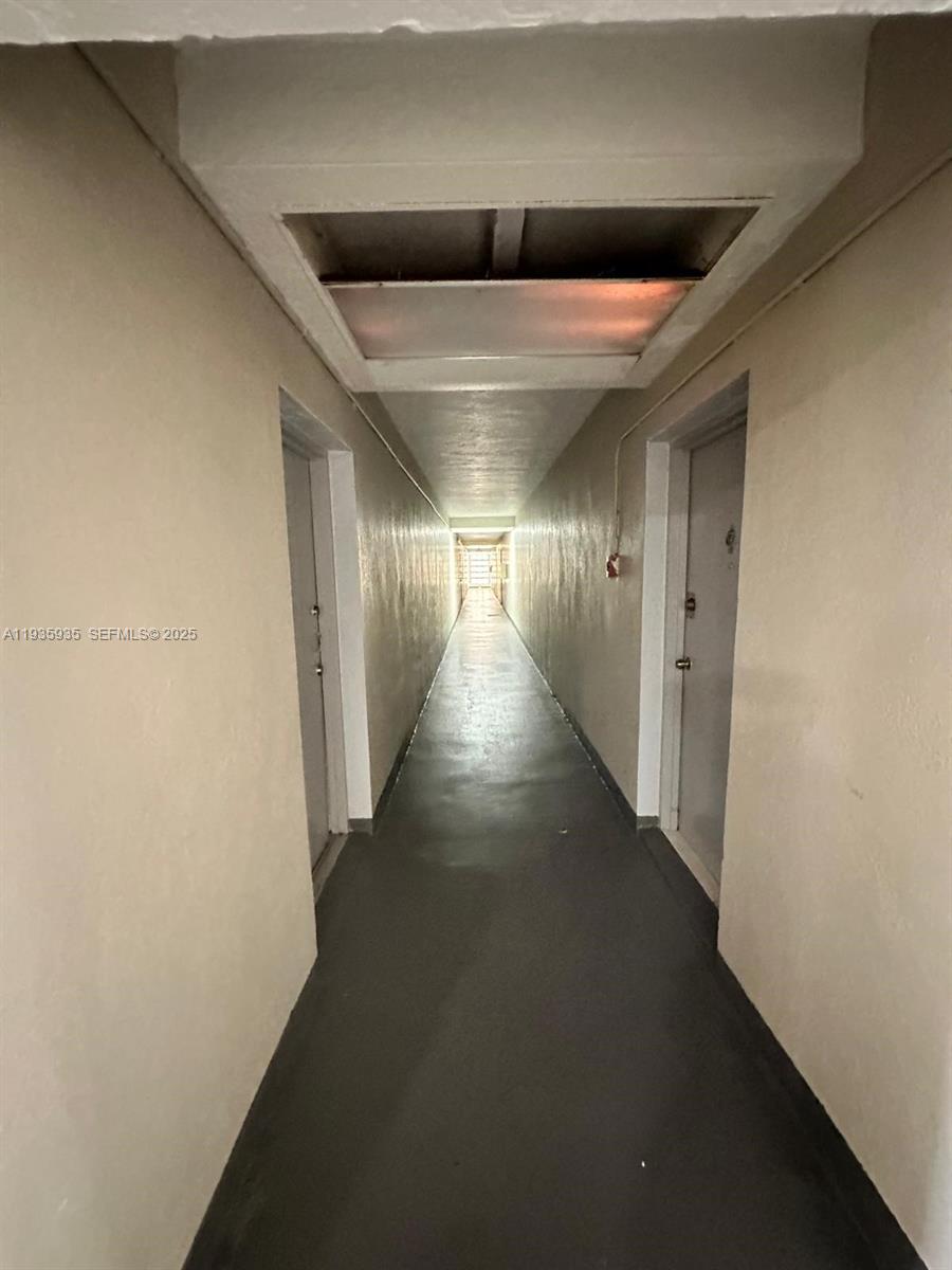 CAMBRIDGE CONDO - Residential