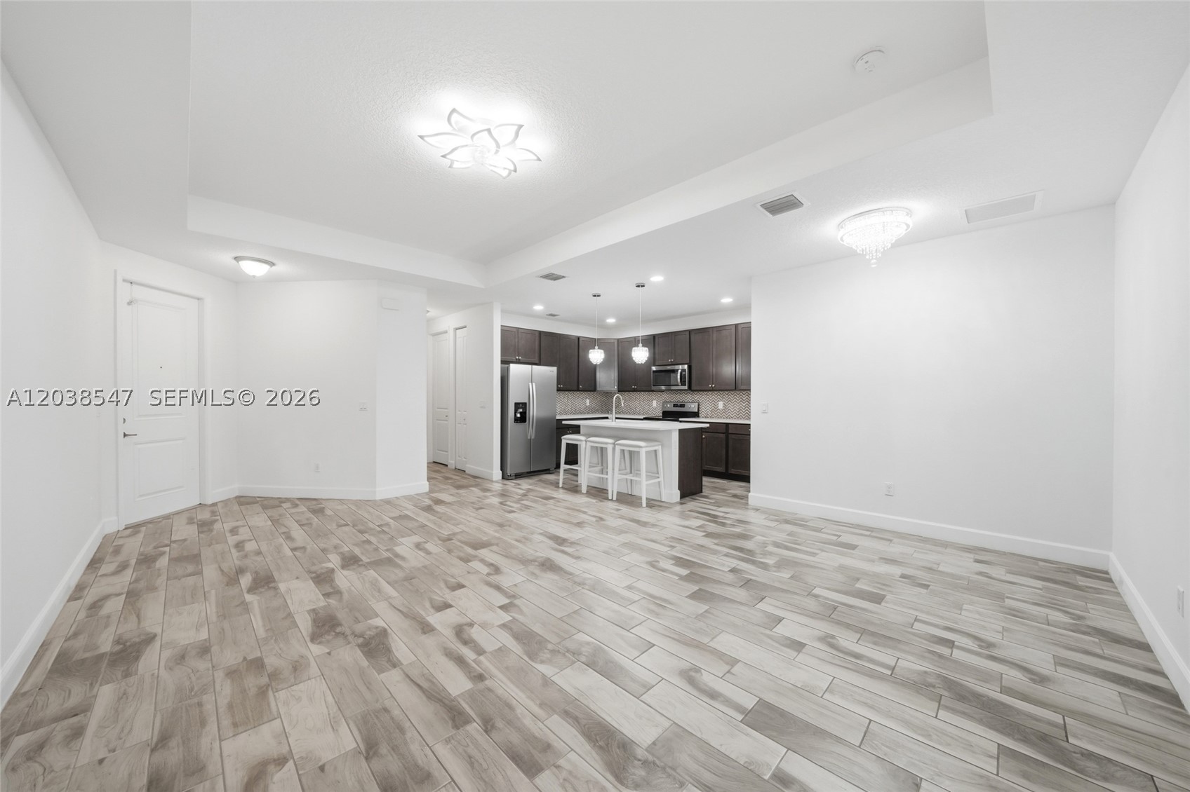 RESIDENCES AT PALM AIRE - Residential