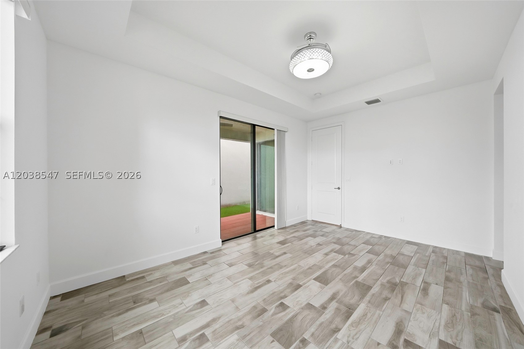 RESIDENCES AT PALM AIRE - Residential