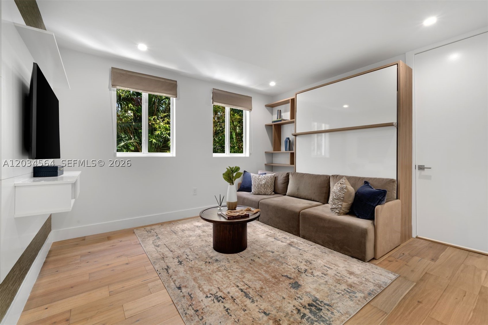 TROPICAL ISLE HOMES SUB 3 - Residential