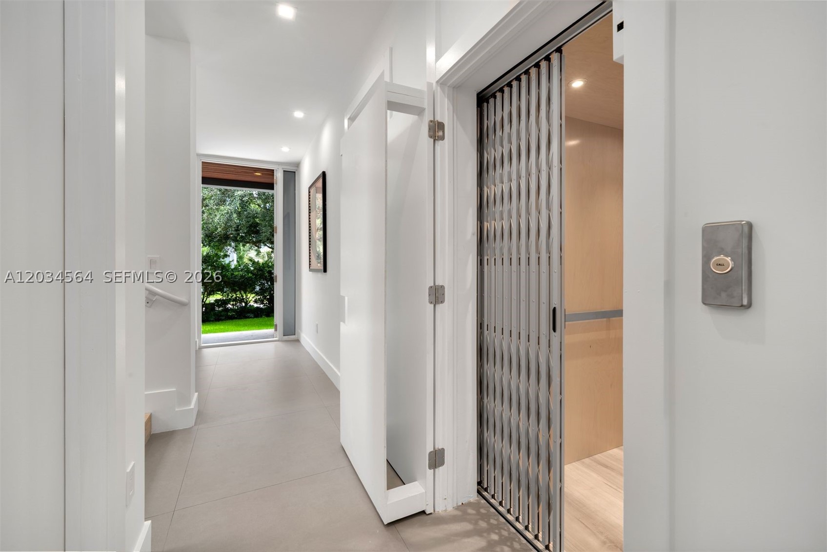 TROPICAL ISLE HOMES SUB 3 - Residential