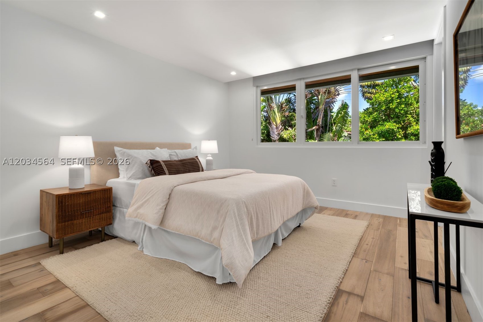 TROPICAL ISLE HOMES SUB 3 - Residential