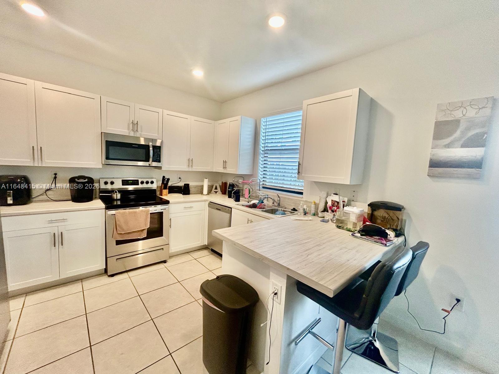 PASEOS AT VIA VENTURA - Residential