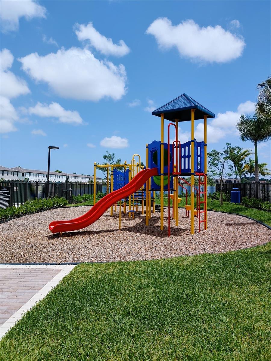 PASEOS AT VIA VENTURA - Residential