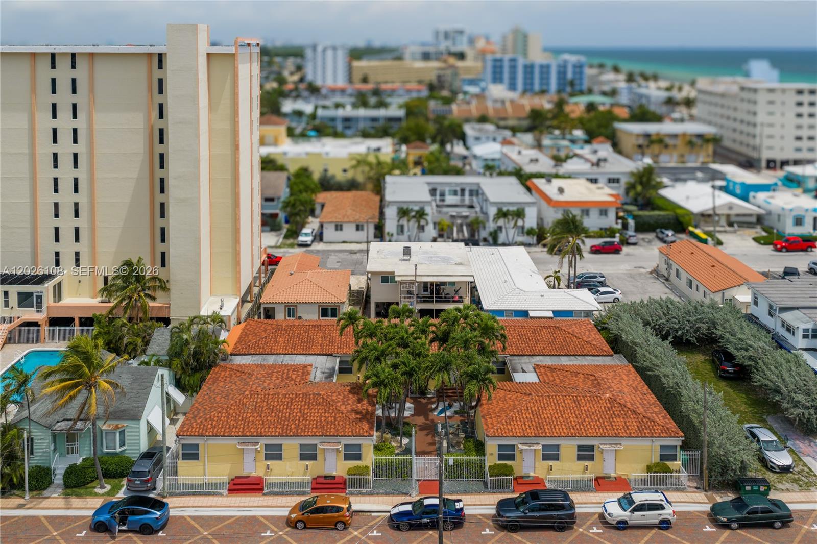 Hollywood East - Residential Income