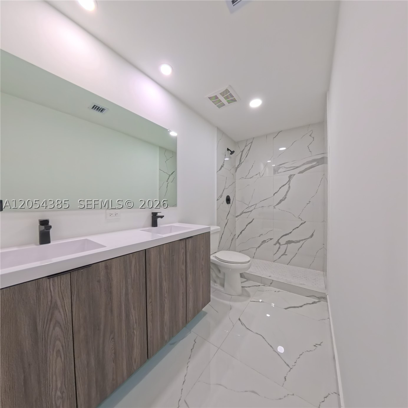 ALBA SUBDIVISION - Residential