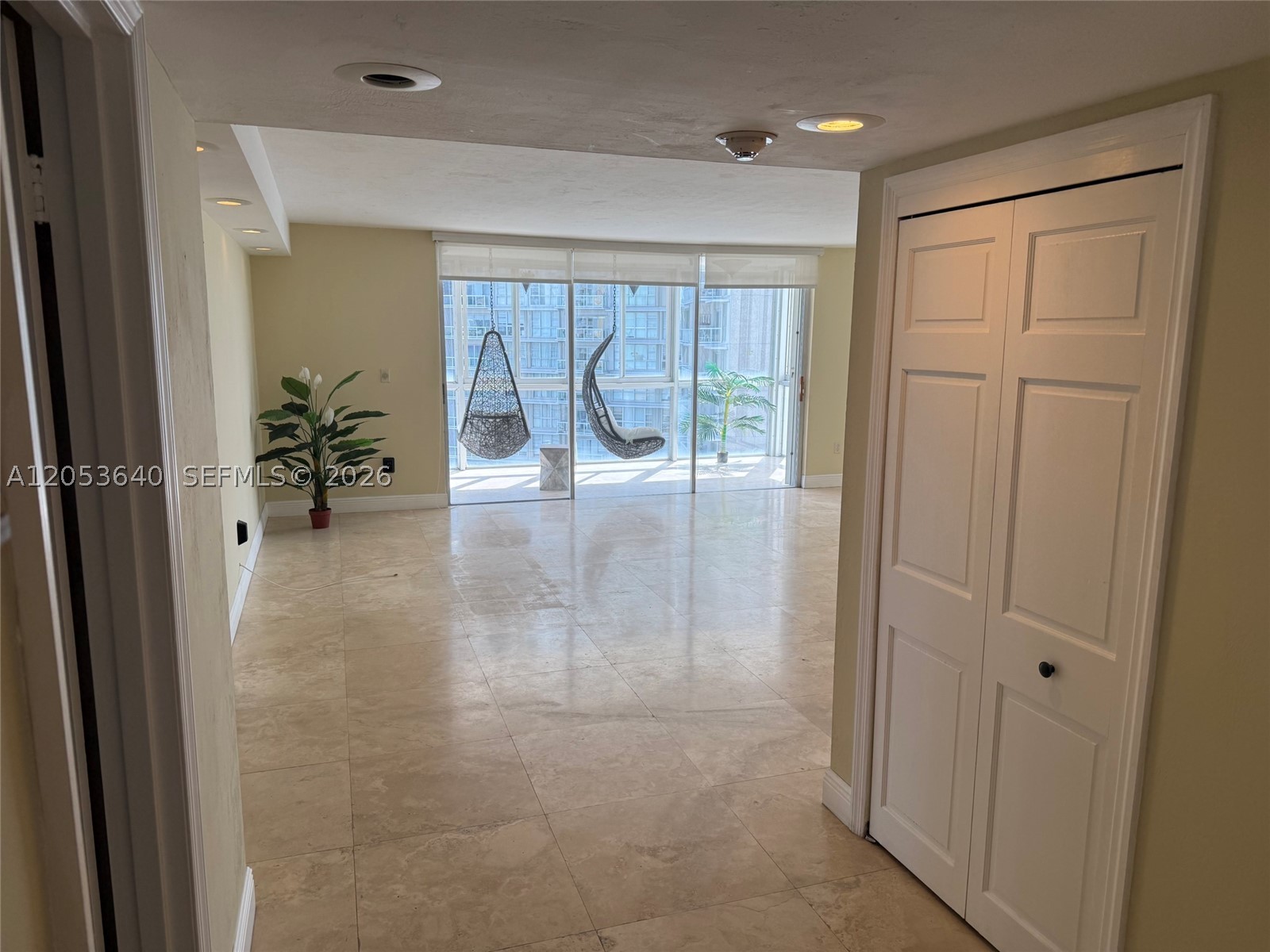 BRICKELL 25 CONDO - Residential