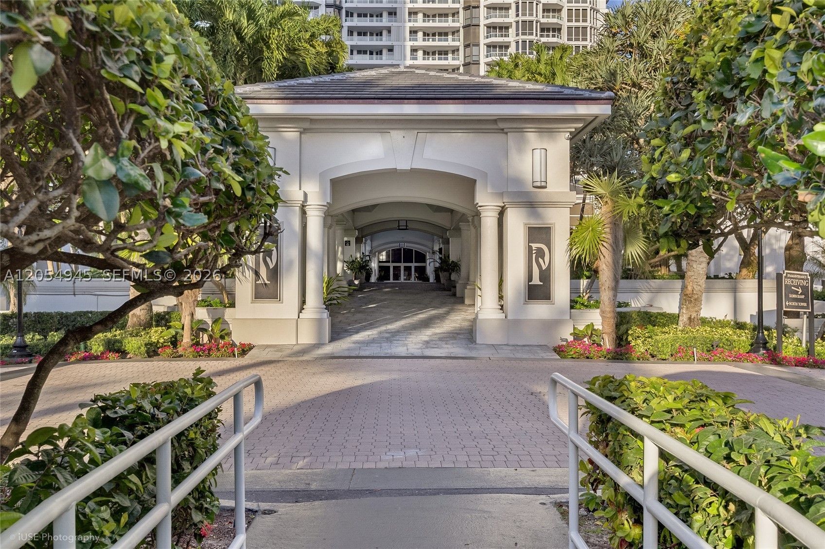 NORTH TOWER AT THE POINT - Residential