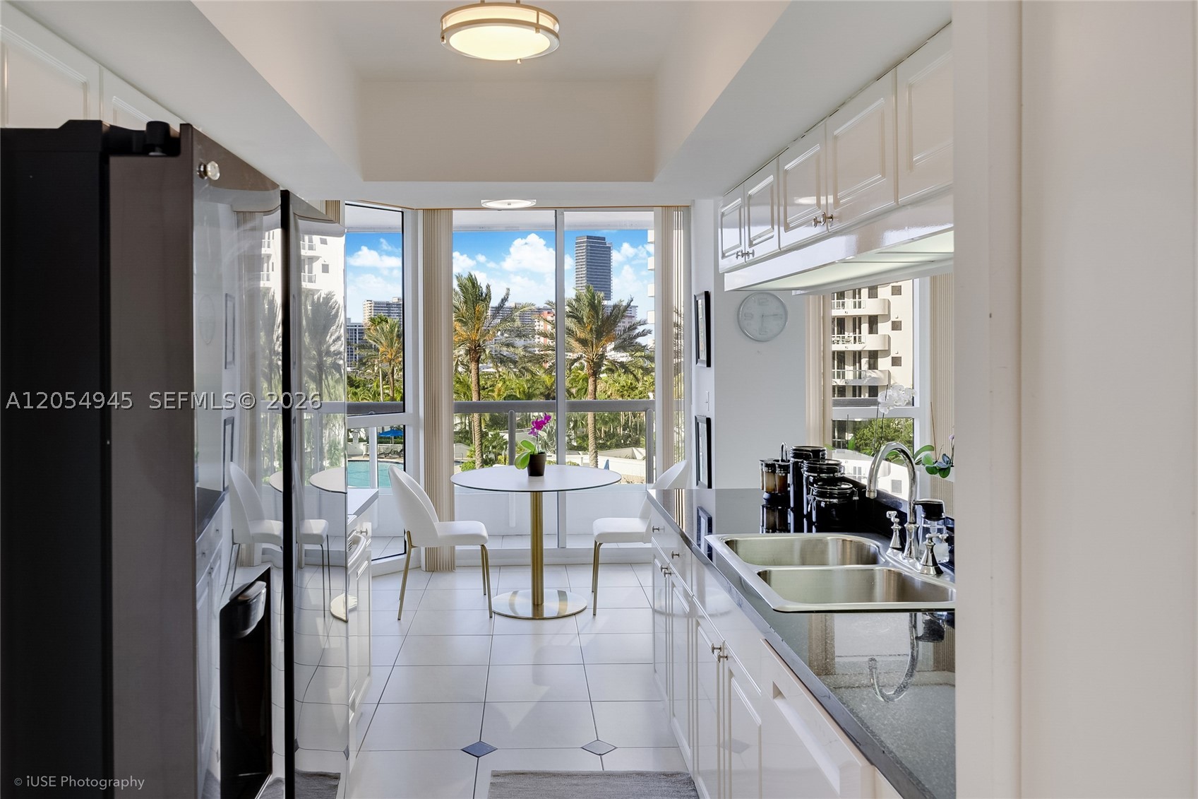 NORTH TOWER AT THE POINT - Residential