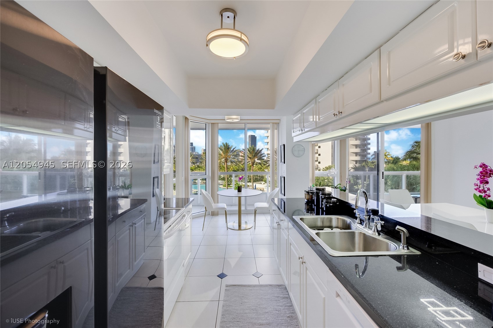 NORTH TOWER AT THE POINT - Residential
