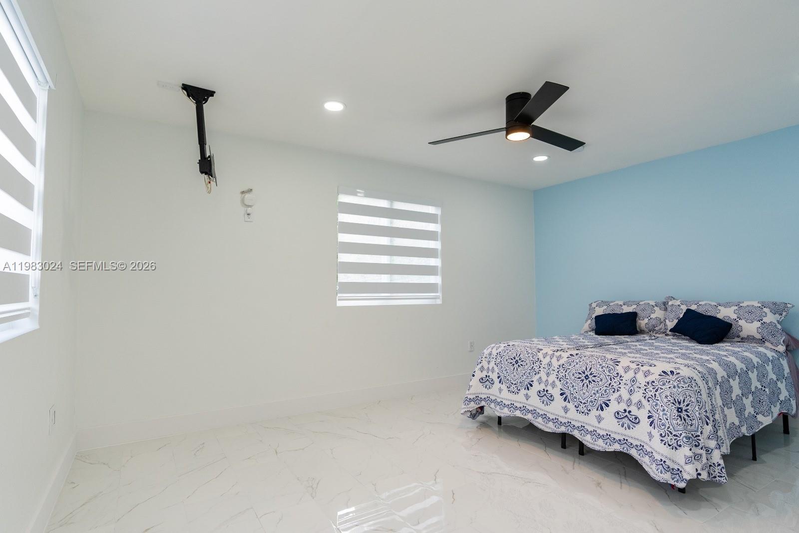 CALUSA CLUB ESTATES PT 3 - Residential Lease