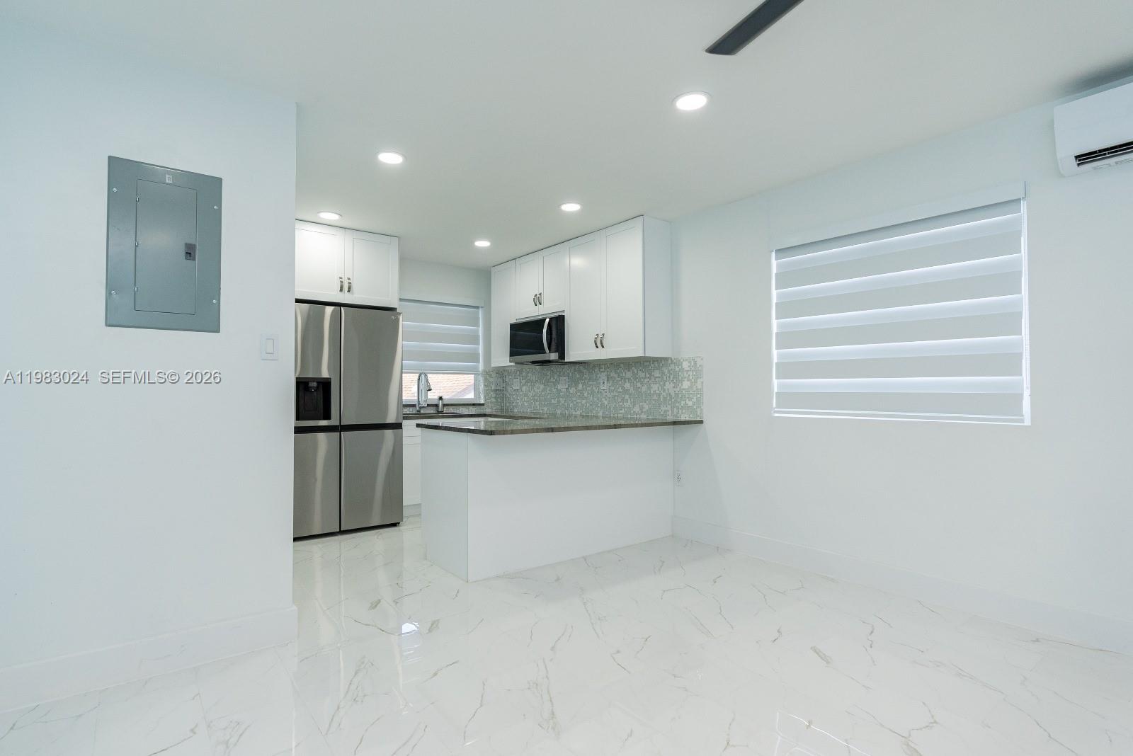CALUSA CLUB ESTATES PT 3 - Residential Lease